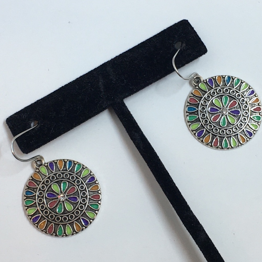 🔴 Multi Color Dangle Earrings - Picture 6 of 7